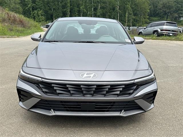 new 2024 Hyundai Elantra car, priced at $22,301