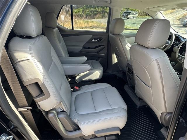 used 2020 Chevrolet Traverse car, priced at $23,170