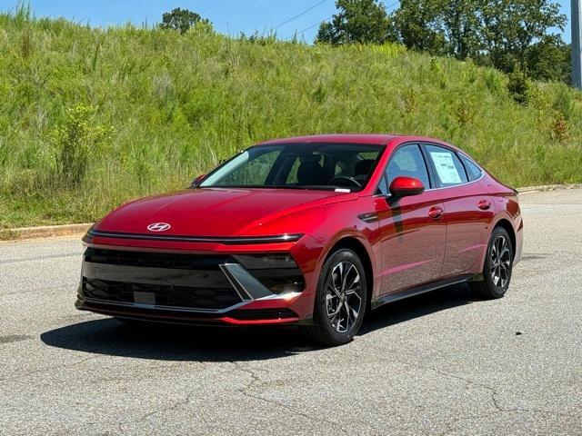 new 2025 Hyundai Sonata car, priced at $26,783