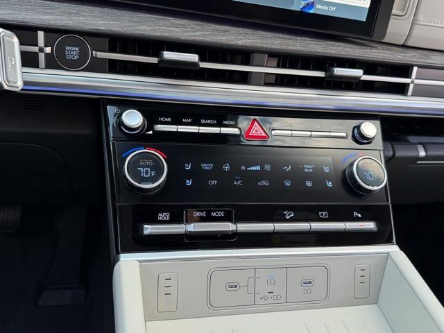 new 2026 Hyundai SANTA FE HEV car, priced at $41,385