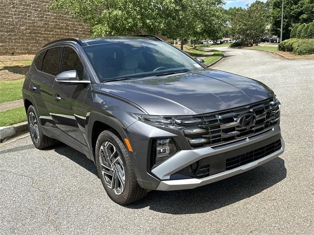 new 2025 Hyundai TUCSON Hybrid car, priced at $39,947