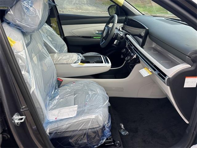 new 2025 Hyundai TUCSON Hybrid car, priced at $38,934