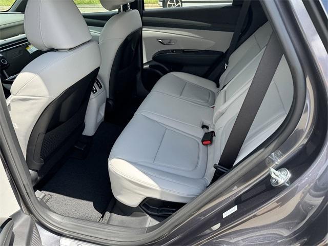 new 2025 Hyundai TUCSON Hybrid car, priced at $39,947