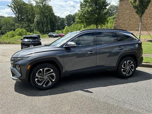new 2025 Hyundai TUCSON Hybrid car, priced at $39,947