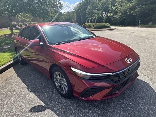 new 2025 Hyundai ELANTRA HEV car, priced at $26,722