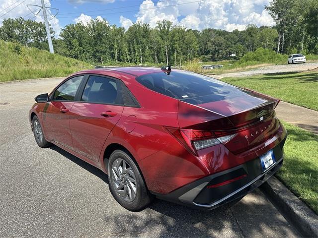 new 2025 Hyundai ELANTRA HEV car, priced at $26,722