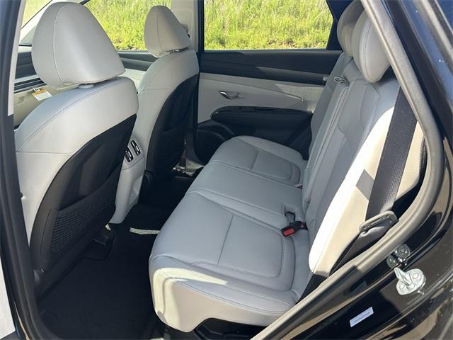 new 2025 Hyundai TUCSON Hybrid car, priced at $41,506