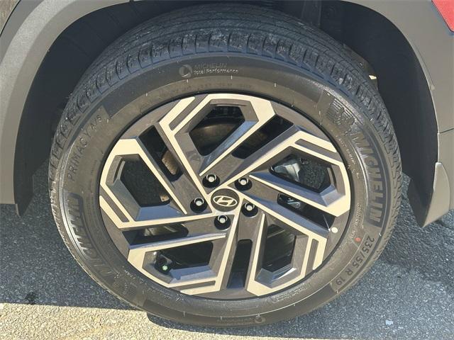new 2025 Hyundai TUCSON Hybrid car, priced at $41,506