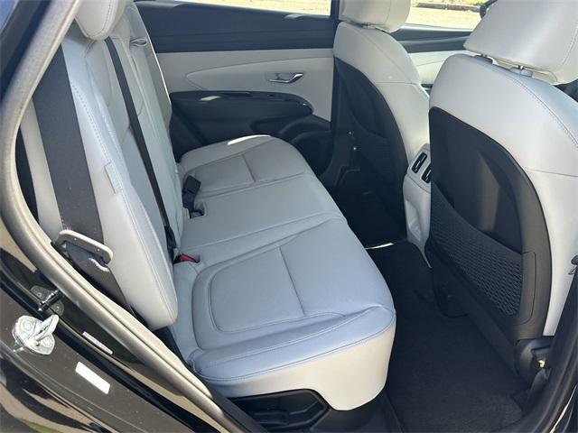 new 2025 Hyundai TUCSON Hybrid car, priced at $41,506