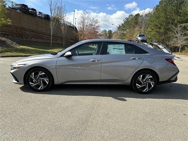 new 2025 Hyundai Elantra car, priced at $25,643