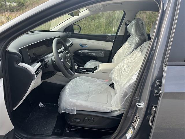 new 2025 Hyundai Tucson car, priced at $31,819