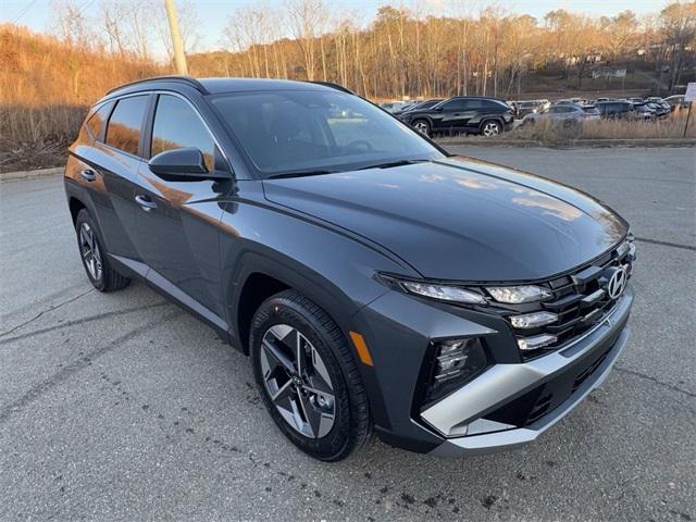 new 2025 Hyundai Tucson car, priced at $32,090