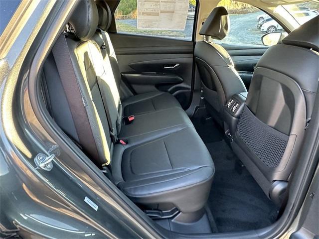 new 2025 Hyundai TUCSON Hybrid car, priced at $34,506