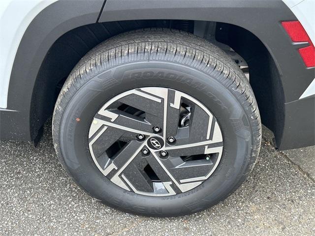 new 2025 Hyundai TUCSON Hybrid car, priced at $30,830