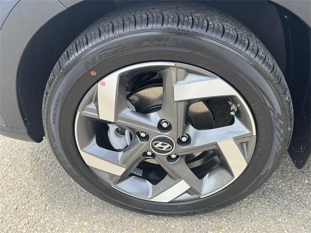 new 2025 Hyundai Venue car, priced at $25,540