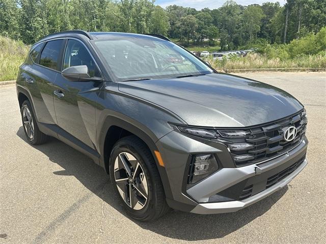 new 2025 Hyundai TUCSON Hybrid car, priced at $36,877