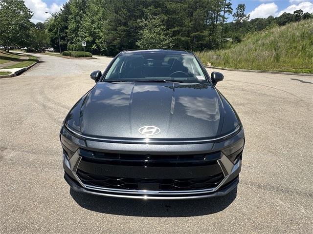 new 2025 Hyundai Sonata Hybrid car, priced at $37,889