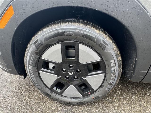 new 2025 Hyundai SANTA FE HEV car, priced at $35,670