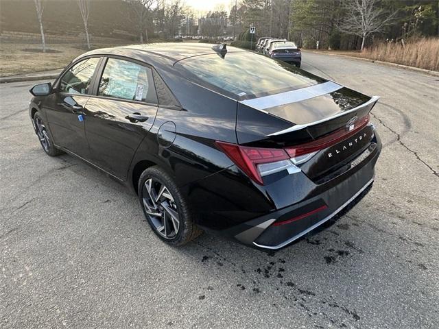 new 2025 Hyundai Elantra HEV car, priced at $28,710