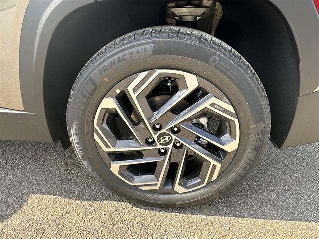 new 2025 Hyundai TUCSON Hybrid car, priced at $38,673
