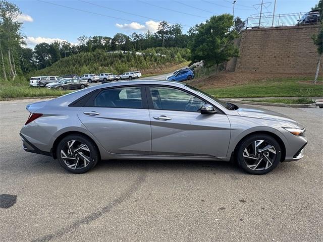 new 2025 Hyundai Elantra car, priced at $23,760