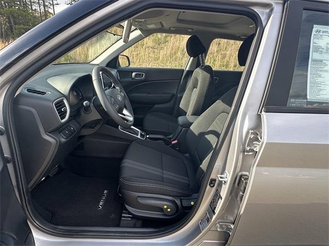 new 2025 Hyundai Venue car, priced at $20,984