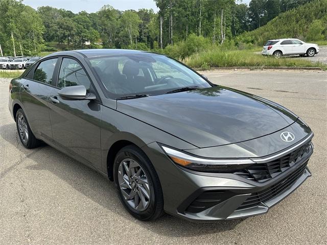 new 2025 Hyundai ELANTRA HEV car, priced at $26,676