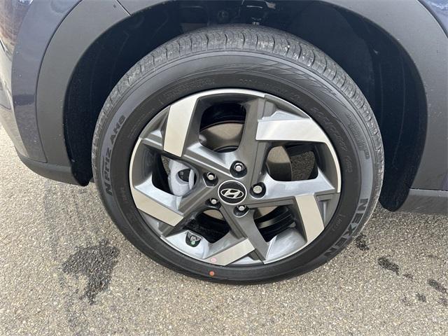 new 2025 Hyundai Venue car, priced at $25,425