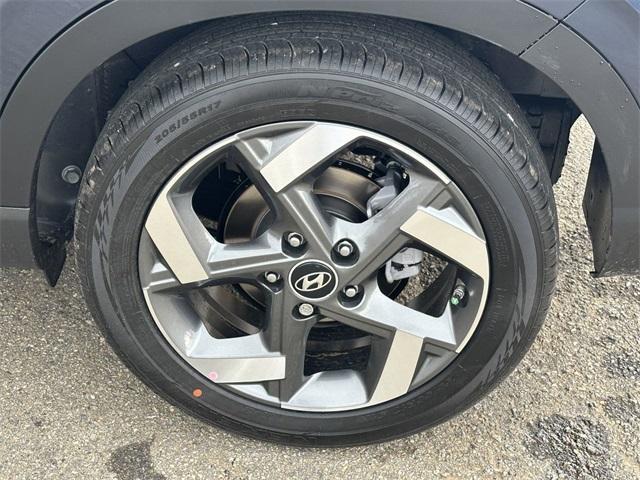 new 2025 Hyundai Venue car, priced at $25,425