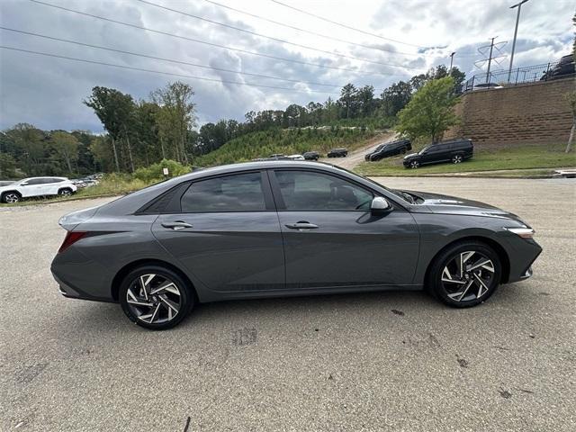 new 2025 Hyundai Elantra car, priced at $22,171