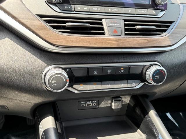 used 2023 Nissan Altima car, priced at $18,900