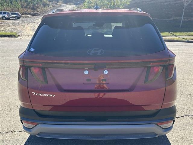 new 2025 Hyundai Tucson car, priced at $29,975