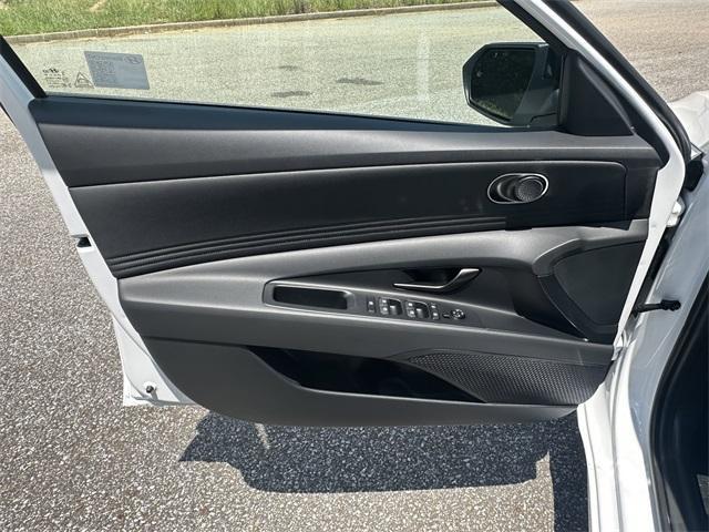 new 2025 Hyundai Elantra car, priced at $23,159