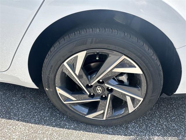 new 2025 Hyundai Elantra car, priced at $23,159