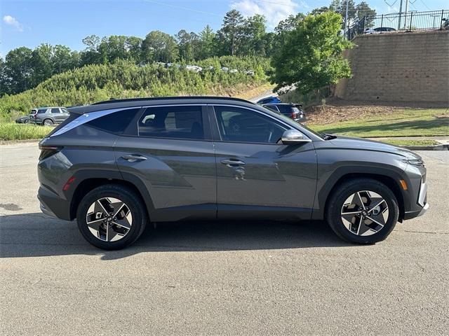 new 2025 Hyundai Tucson car, priced at $35,404