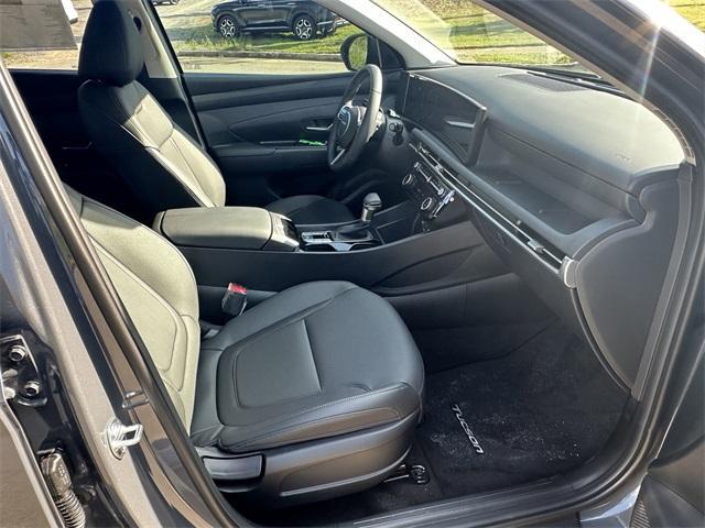 new 2025 Hyundai Tucson car, priced at $35,404