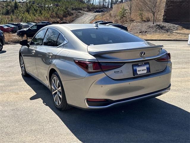 used 2020 Lexus ES 300h car, priced at $32,702