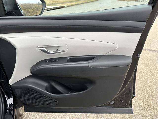 new 2025 Hyundai Tucson car, priced at $27,100