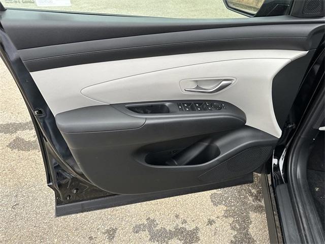 new 2025 Hyundai Tucson car, priced at $27,100