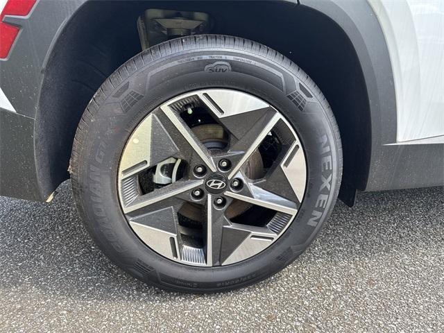 new 2025 Hyundai Tucson car, priced at $28,995