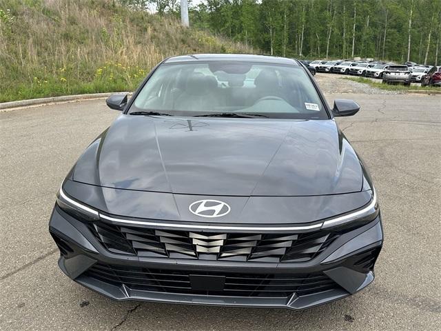 new 2025 Hyundai Elantra car, priced at $26,230