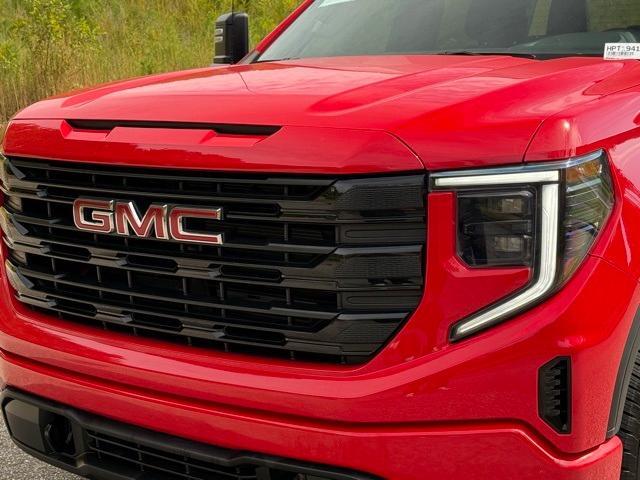 used 2023 GMC Sierra 1500 car, priced at $42,696