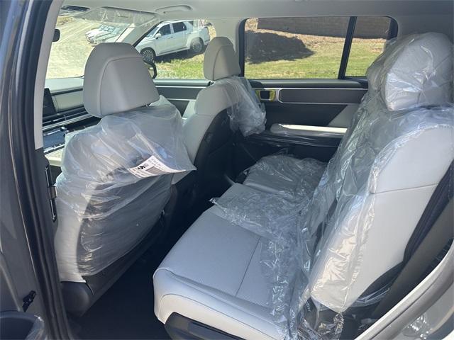 new 2025 Hyundai Santa Fe car, priced at $34,112
