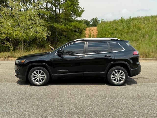used 2019 Jeep Cherokee car, priced at $12,900
