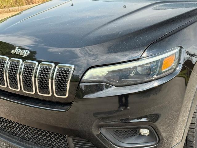 used 2019 Jeep Cherokee car, priced at $12,900