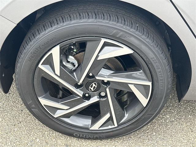new 2025 Hyundai Elantra car, priced at $23,385