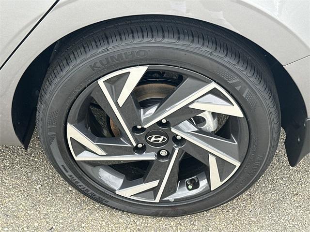 new 2025 Hyundai Elantra car, priced at $23,385