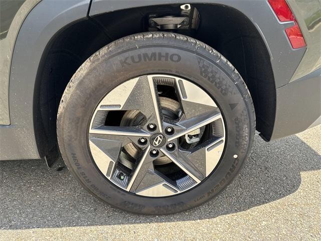 new 2025 Hyundai Tucson car, priced at $29,034