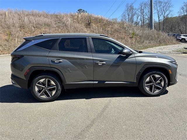 new 2025 Hyundai TUCSON Hybrid car, priced at $34,524