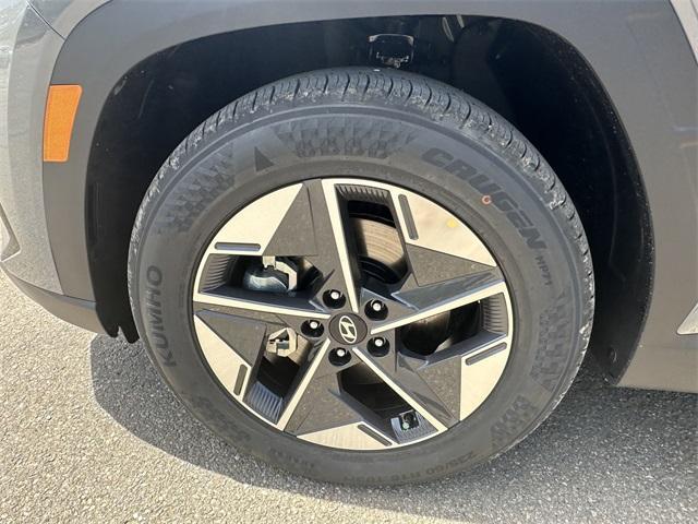 new 2025 Hyundai Tucson car, priced at $31,819